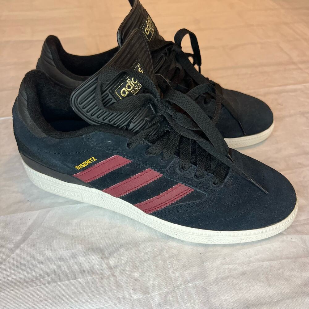 Adidas Businetz Sneakers 9 NWT